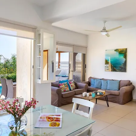 וילה Artisan Seafront 1