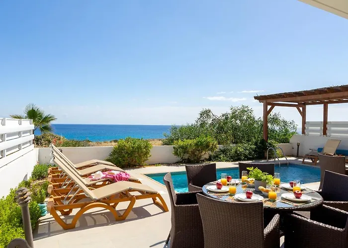 Artisan Seafront 1 Villa *