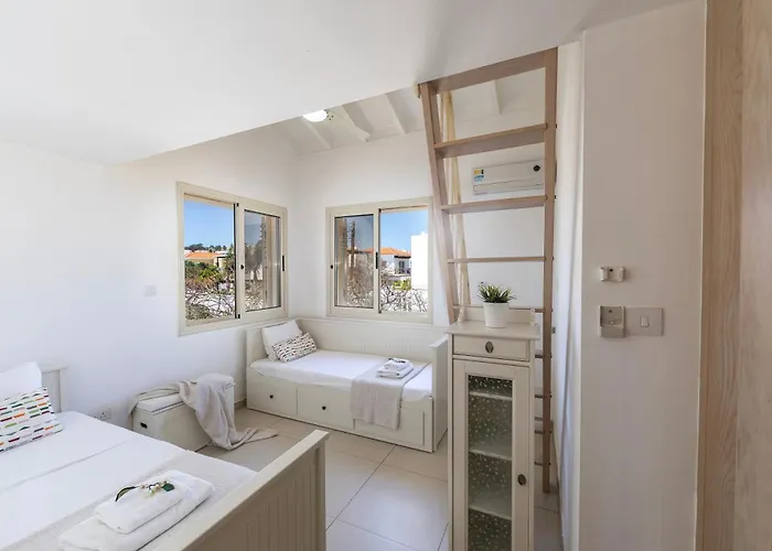 Villa Artisan Seafront 1 Protaras