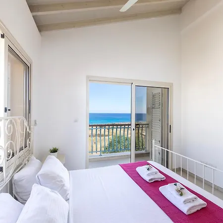 Artisan Seafront 1 Villa